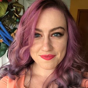 Meet your Posher, Megan